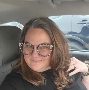 Meet your Posher, Sandi